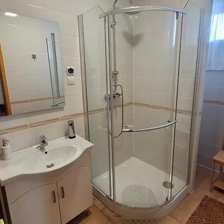 Zoltán Apartamento *