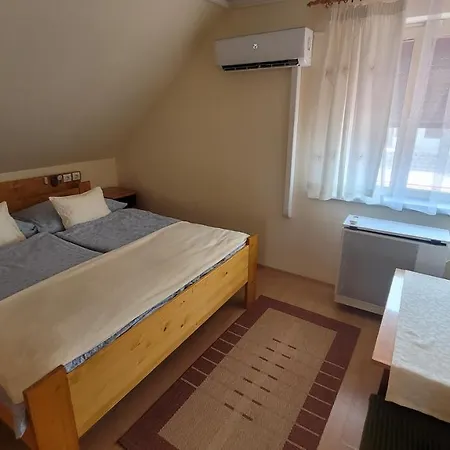 Διαμέρισμα Zoltan Nyaralo *